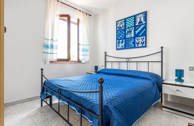 Carloforte Cozy Apartment with Balcony