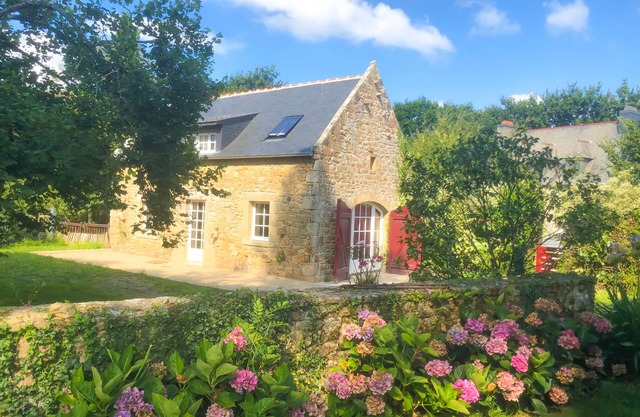 Carnac: Warm, quiet house near the beach
