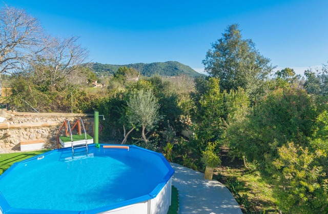 CAS CIUTADA - Country house with above ground pool in a quiet location. Free WiFi