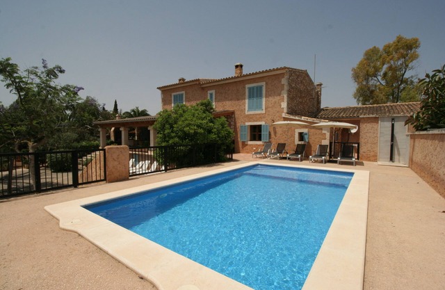 CASA CLARA: max. 8 Pers.+Babys, WLAN, grosse Terrassen, verschliessbarer Pool