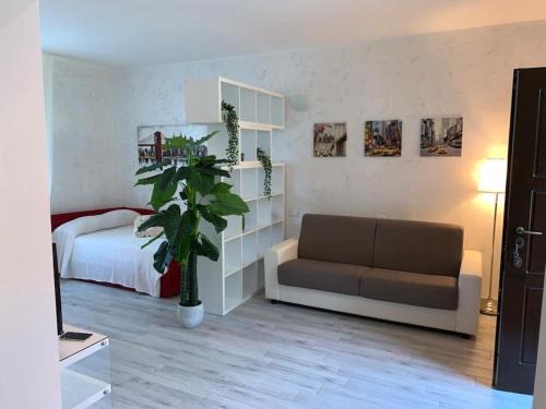 CASA CLAUDY