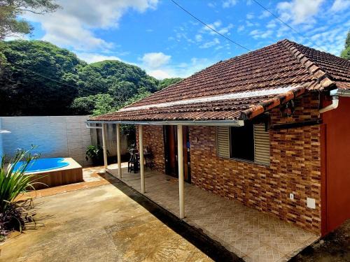 Casa com piscina próxima a pontos turísticos