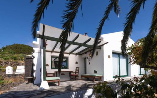 Casa con vistas y BBQ en un entorno acogedor