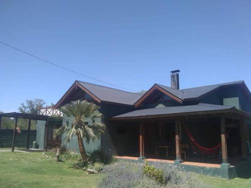 Casa de campo con hermosa vista a las sierras