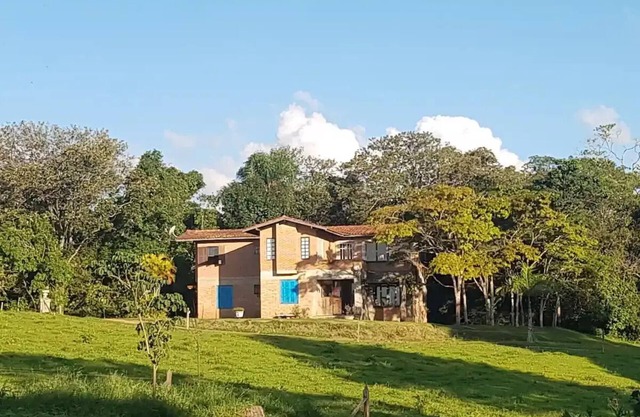 Casa de Campo em Ibiúna Próximo à Estrada do Vinho