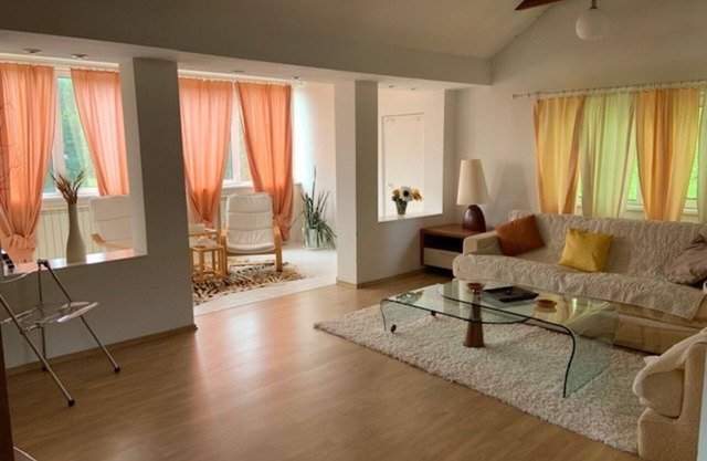 Casa de vis in zona Peles