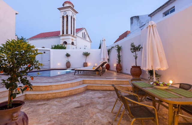 Casa di Vangelis, Summer Village Retreat!