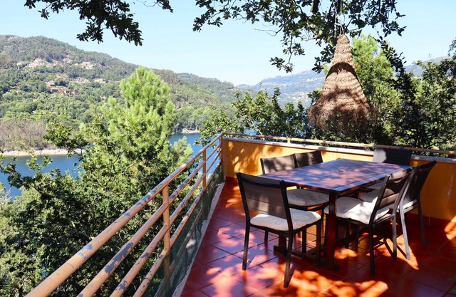 Casa dos Filhos - Casas do Rio by Gerês Casas
