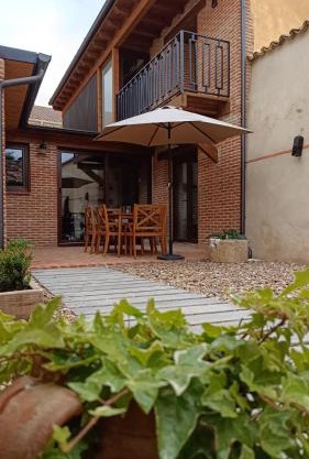 Casa Elisa - Albergue turístico superior