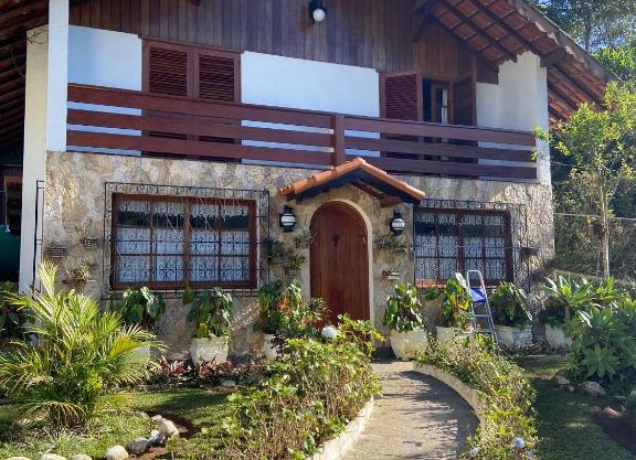 Casa encantadora na serra-Teresópolis
