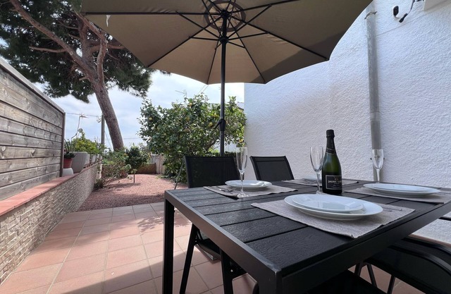 Casa Encina in Santa Maria de Llorell