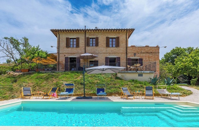 Casa Eusebia 8+2, Emma VIllas