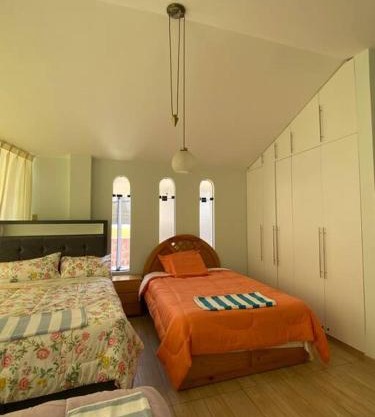 Casa Familiar
