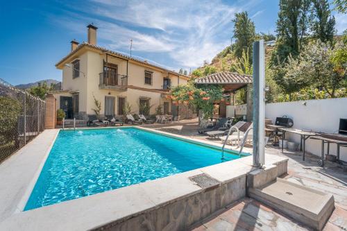 Casa Hitos