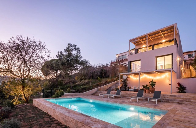 Casa la Vinya, apartment Mar (with sea view), luxury apartment Costa Brava