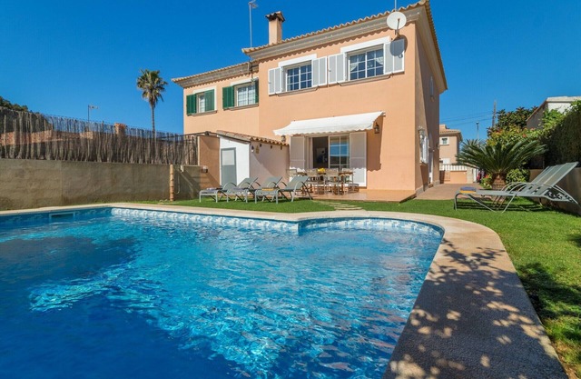 Casa Las Bahias Villa with Pool