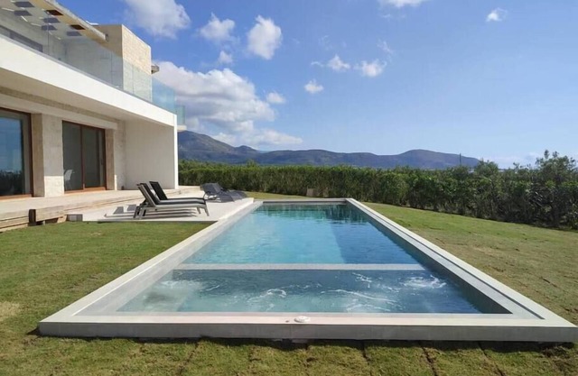 Casa le Cicale the top villa in Falasarna,Basketbal,pool,BBQ