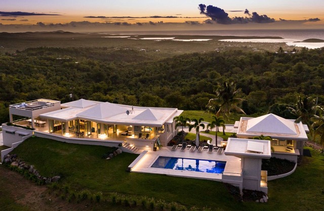 Casa Limones - Luxury hilltop estate