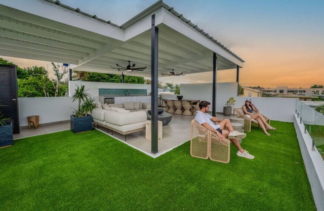 Casa Loba Luxe Apartment w/pool, views and tub