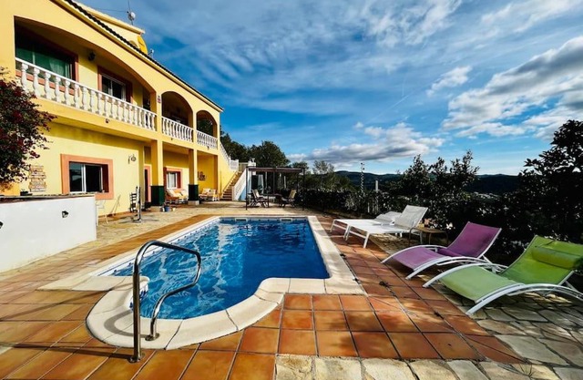 Casa Maca, espectacular casa con piscina y vistas