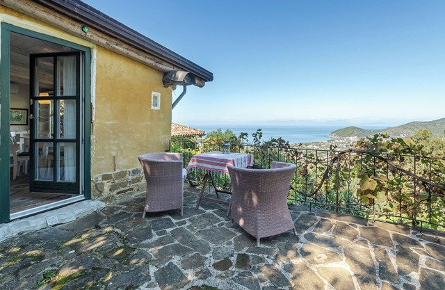 Casa Melagrana: 2 apartments in the middle of nature, maisonette apartment "Casa Melagrana 1"