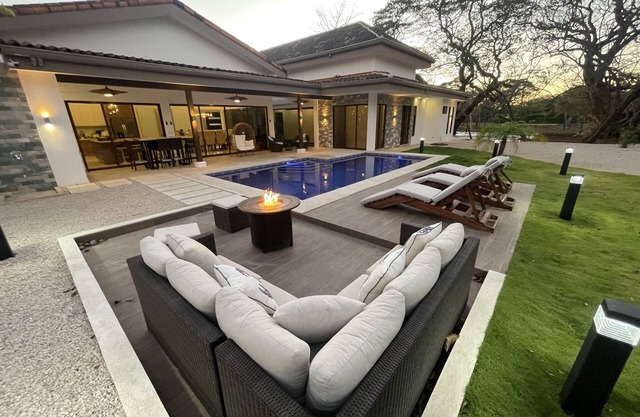Casa Murano, completely equipped with a private pool. BEACH CLUB