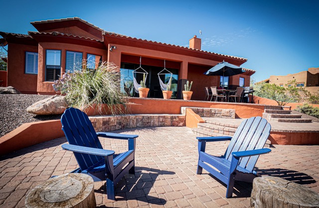 Casa Naranja – Foothills Gem with Stunning Views
