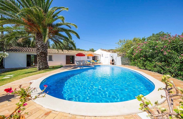 Casa Nomanico - Two Bedroom Villa, Sleeps 4