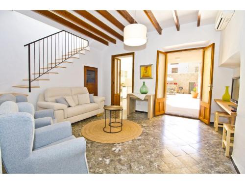 Casa Pou davall 30