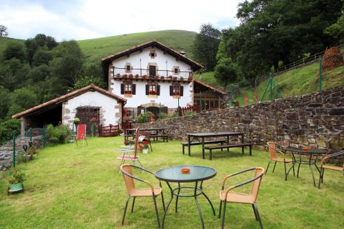 CASA RURAL Urruska