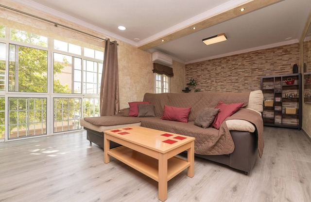 Casa Sarco - Two Bedroom Apartment, Sleeps 4