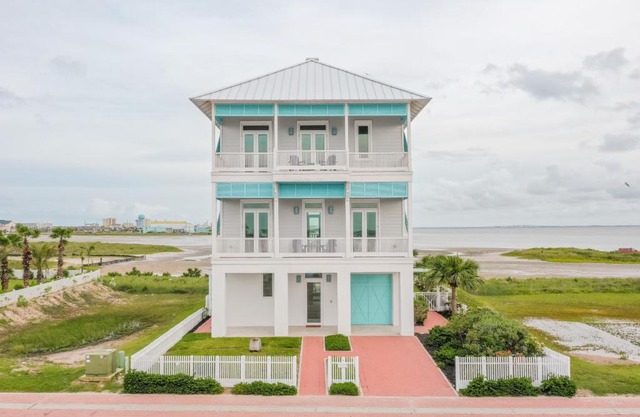 Casa Sirena - Private bayside home with pool home
