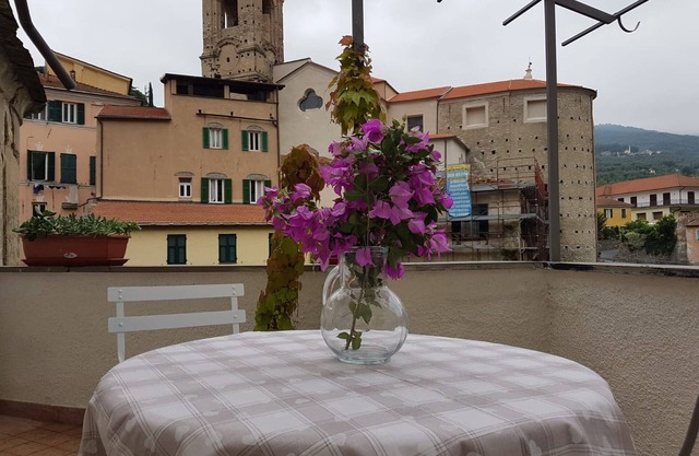 Casa Stefano in the heart of the historical center of Dolcedo