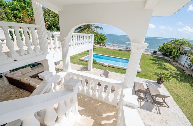 Casablanca - Executive Ocean Front Villa