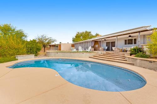 Casablanca Retreat