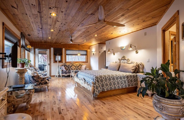 Cascina Rococo at White Lotus Eco Spa Retreat