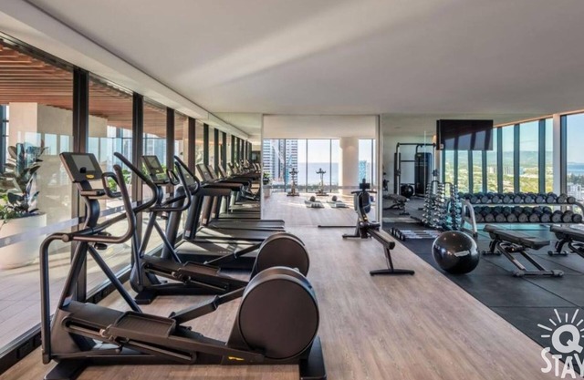 Casino Private Apartments - QStay