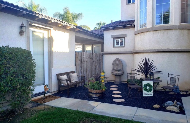 Casita MenifeenCozy and private 1 bedroom Casita, couple or solo traveler
