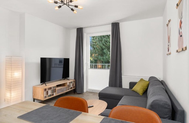 CASSEL LOFTS - Komfortable Wohnung für 4 mit Balkon nahe VW-Werk