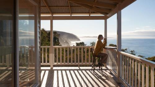 Cathedral Rock Lookout, The Artists Beach House