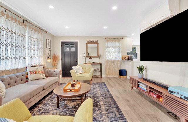 Catskill Stay w/Deck & Fire Pit