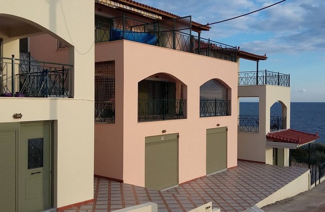 Cavo Monte 2 - One Bedroom Apartment, Sleeps 4