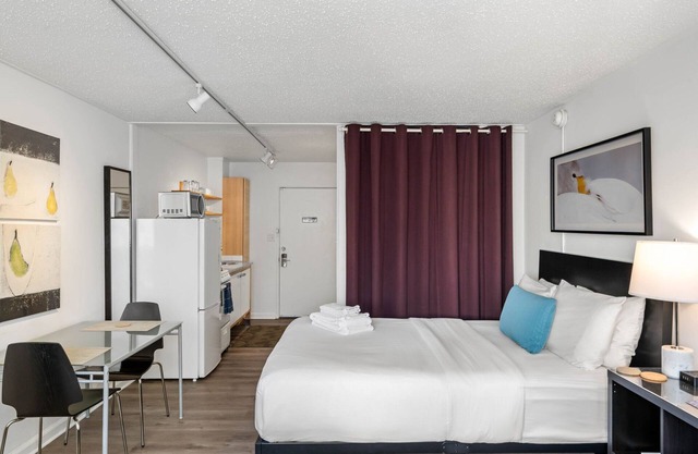 (CCI) Great Value, Serviced Studio in Quiet Neighborhood