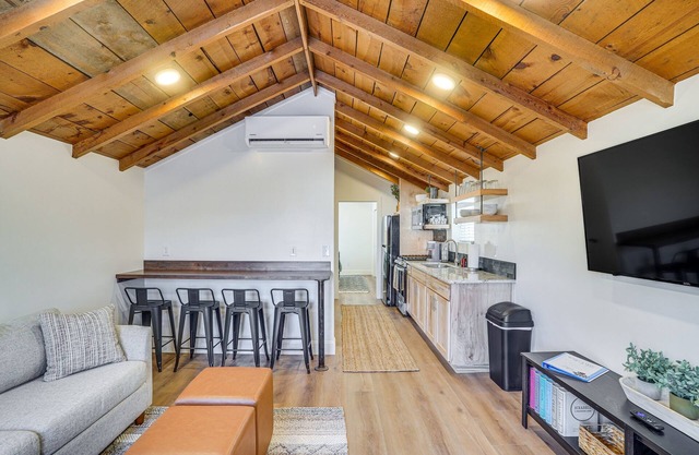 Cedar City Studio Retreat: Patio, Fire Pit & Grill