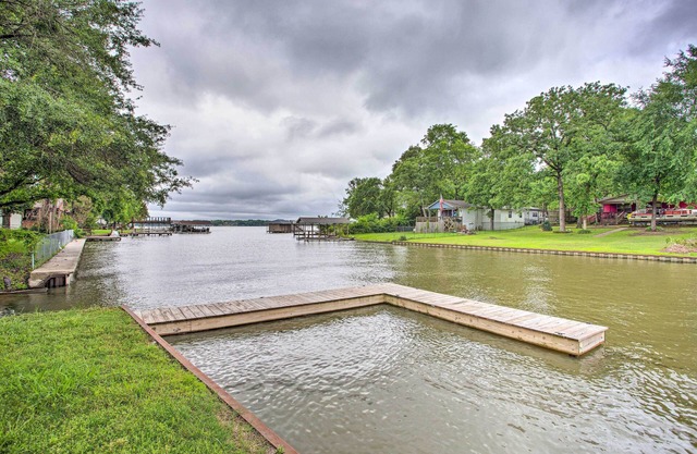 Cedar Creek Reservoir Home w/Private Boat Launch!