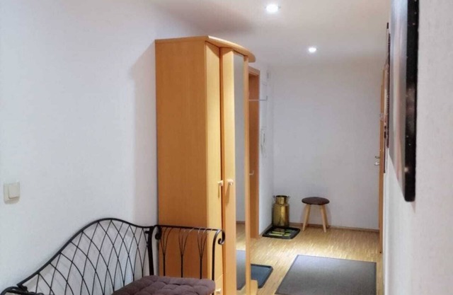 Center Bayreuth: Large balcony apartment S9 (5 * stars) balcony, garages,