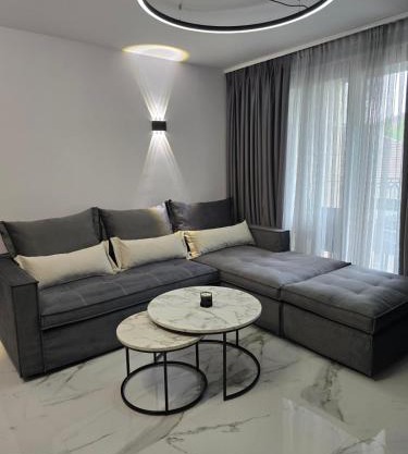 Center Park Apartment