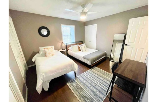 *Central 2-bedroom* 5mi from downtown w/patio MC