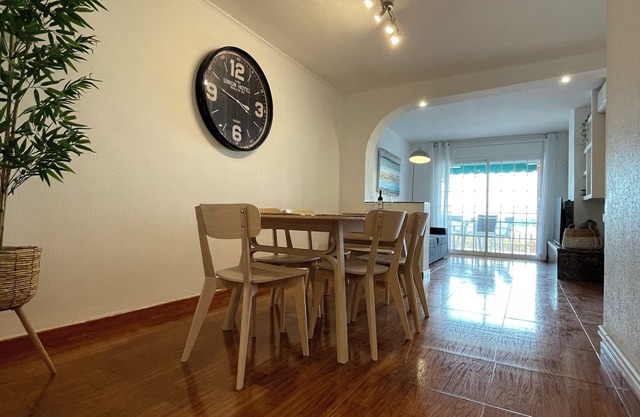 Central apartment with parking
