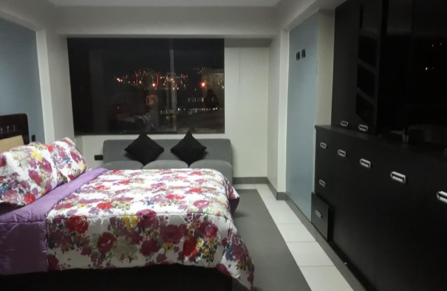 Central Apartment 10 minutes away